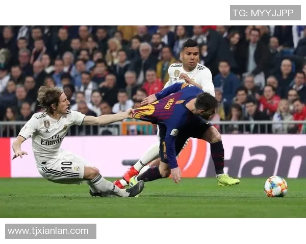 西甲联赛赛季前瞻：巴萨与皇马的竞争局势